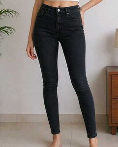 Black Slim Fit Jeans