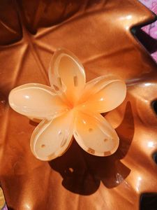 Flower Hair Claw Clips