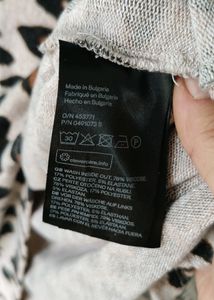 H&amp;M Animal Print Sweater in S