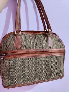 Stylish Woven Handbag