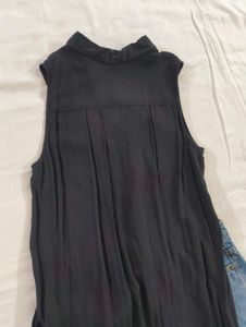 Sleeveless Black Collared Button-Up Shirt