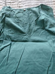 Jaypore Teal Embroidered Kurta with inner