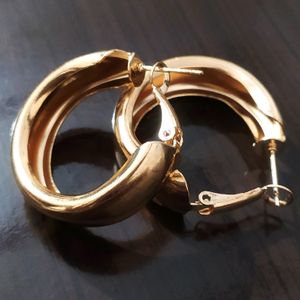2 Pair Of Hoops