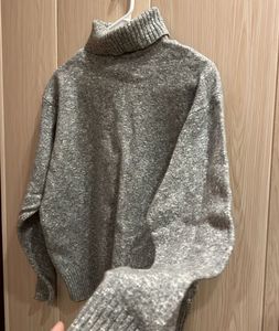 Cozy Gray Turtleneck Sweater