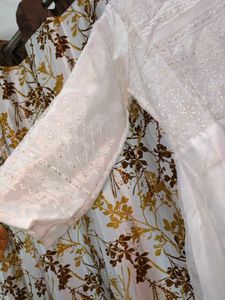 Elegant White Chikankari Kurta
