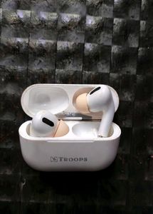 earbuds