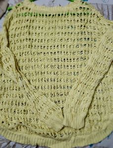 Pretty Yellow Knitted Top
