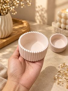 2 pcs Ribbed jar