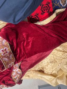 Elegant Beige &amp; Maroon Saree unused and marriage