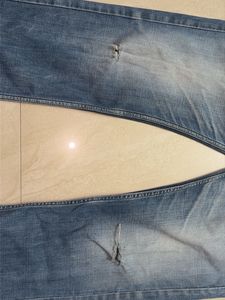 Men's Light Wash Distressed Jeans