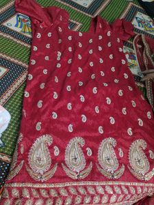 Elegant Red suit setwith Paisley Work