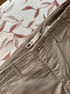 Women’s Casual Khaki Chinos 🤍