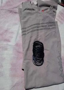 Combo Embellished Grey Kurta with free bangles