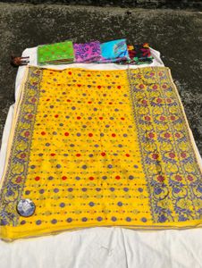 Vibrant Yellow Floral Print Saree (JAMDANI)