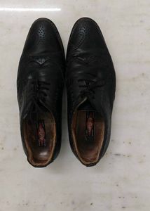 Classic Black Oxford Shoes
