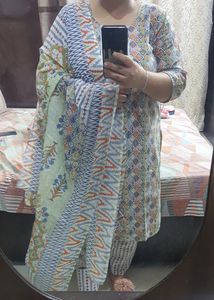 Pure cotton geomatric print suit set size 44