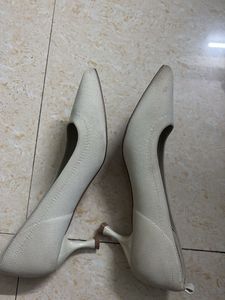 Luna Blu off white Knit Pointed heels