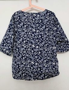 Blue &amp; White Paisley Print Top