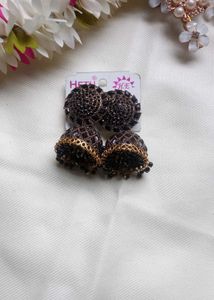 ✨🖤Elegant Black Floral Designer Jhumka Earrings