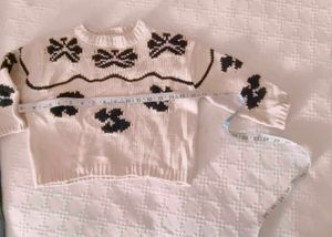 Very Beautiful N Comfortable Cardigan With Stockin