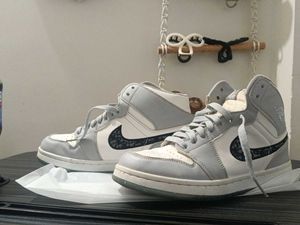 Unisex Air Jordan 1 Mid Sneakers