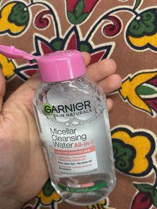 Garnier Micellar Cleansing Water