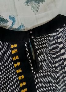 AND Brand Black Printed Casual Regular Fit Dress