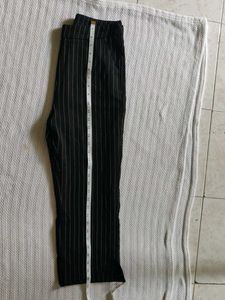 Striped Wide-Leg Cropped Trousers