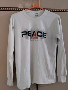 White Long Sleeve T-Shirt "Peace of Mind"