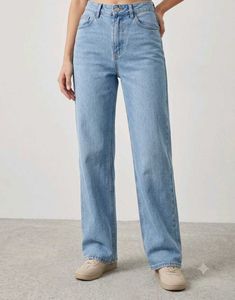 Light Wash Wide Leg Jeans