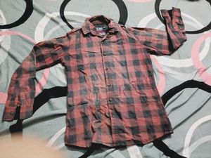 Men's Red Plaid Long Sleeve Shirt