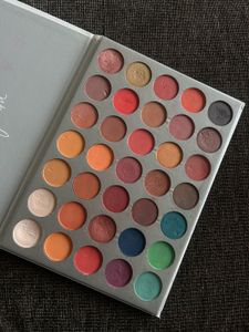 Jaclyn Hill Eyeshadow Palette