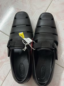 Men's Black Rainy Sandals - 10