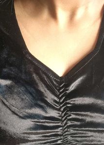 Stylish Black Velvet Crop Top