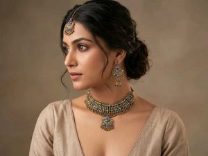 Exquisite Ethnic Jewellery Set