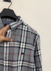 Men's Plaid Button-Up Shirt