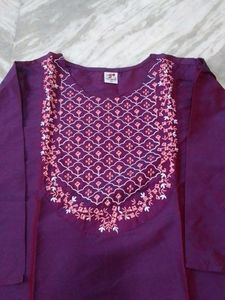 Elegant Purple Kurta Set with Embroidery