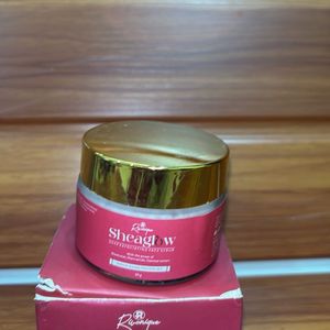 Rwonique Sheaglow Deep Exfoliating Face Scrub