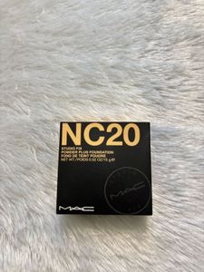MAC Studio Fix Powder Plus compact NC20