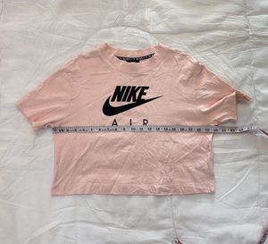 Nike pink women crop top