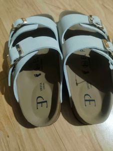 El Paso White Buckle Sandals For women