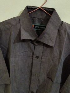 Men's Short Sleeve Collared Shirt