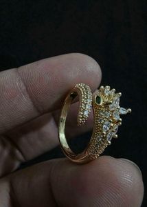 Sparkling Gold Tone Ring
