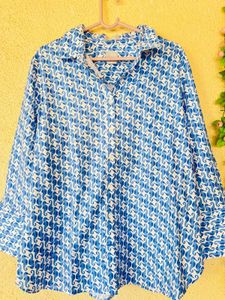 Chic Blue &amp; White Printed Button-Up Shirt