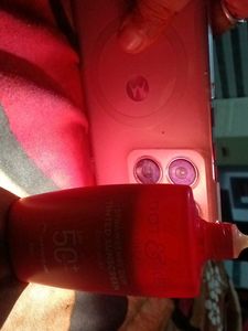 Dot & Key Strawberry Dew Tinted Sunscreen SPF 50 P