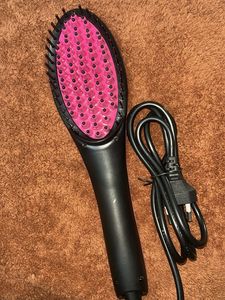 Straight Artifact Hair Straightening Brush
