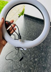 USB LED Ring Light , video editing reels . rin