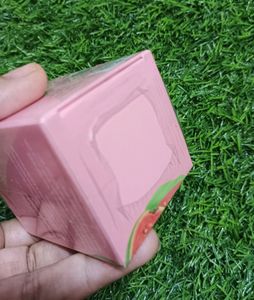 Plix Guvava Glow Moisturiser