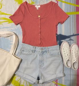 Cute Pink Ribbed Button-Up Top