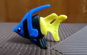 kinder VV276 fish toy